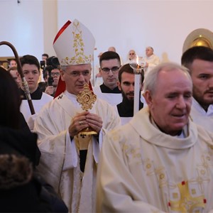 Nadbiskup Kutleša unio relikvije sv. Ivana XXIII. u crkvu sv. Ivana XXIII., pape u zagrebačkoj Dubravi